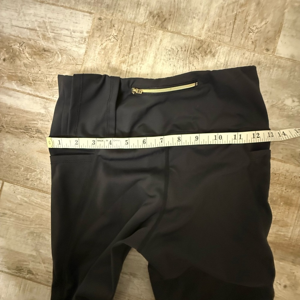 The Gentle Pit Women's Black Leggings with Pocket - Picture 11 of 11